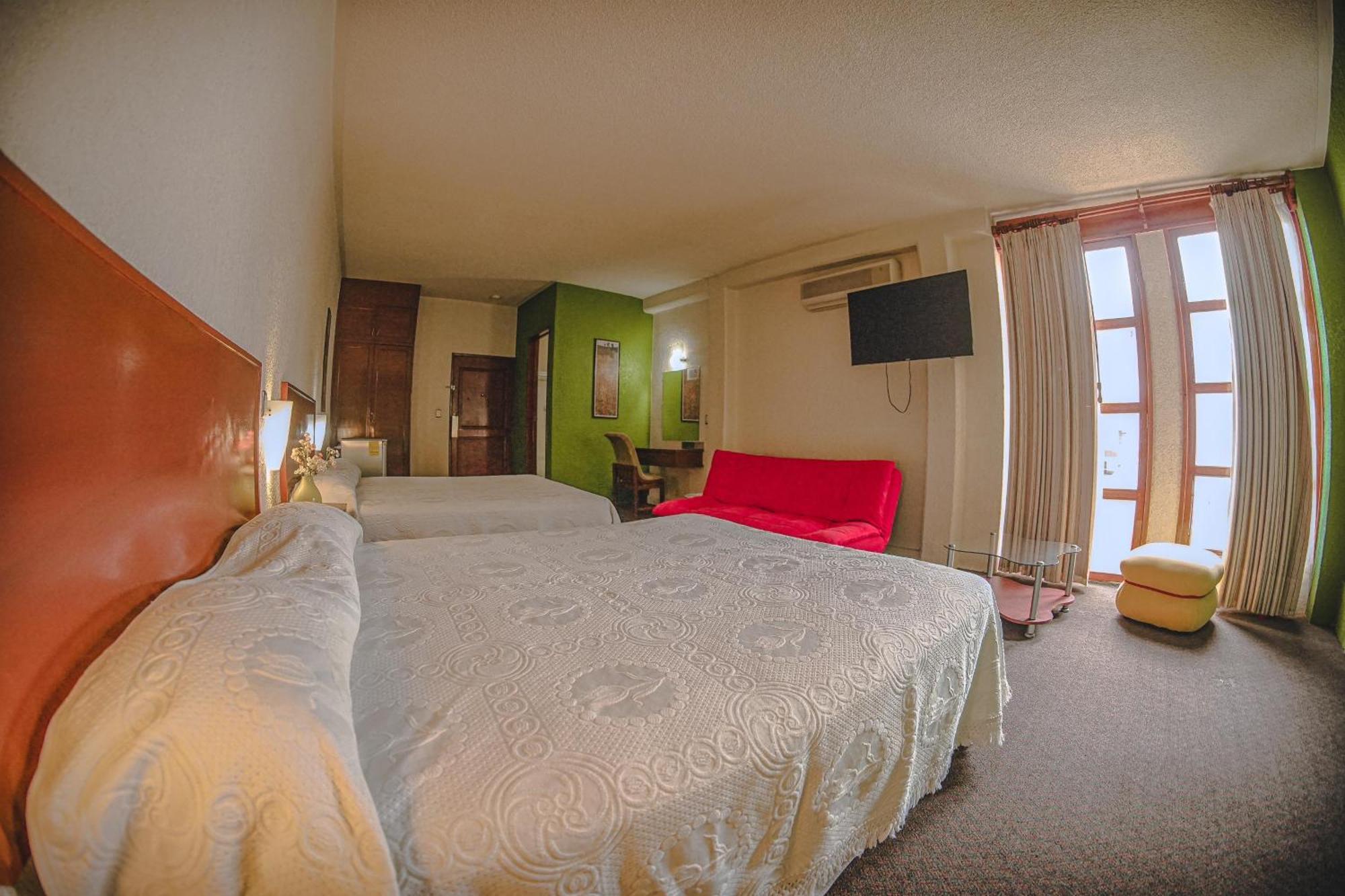 Hotel Q Oaxaca Екстериор снимка